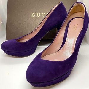 Gucci purple pumps with box & dust cover  like new